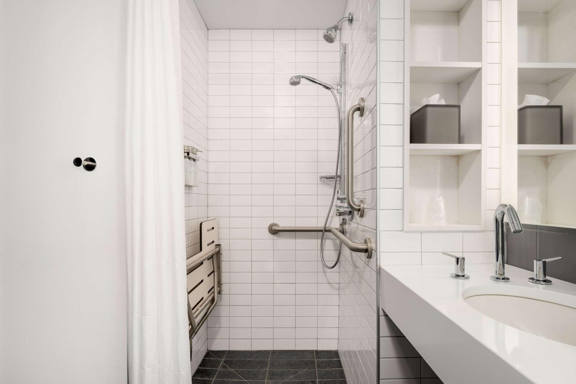 Motto By Hilton Philadelphia Rittenhouse Square Экстерьер фото